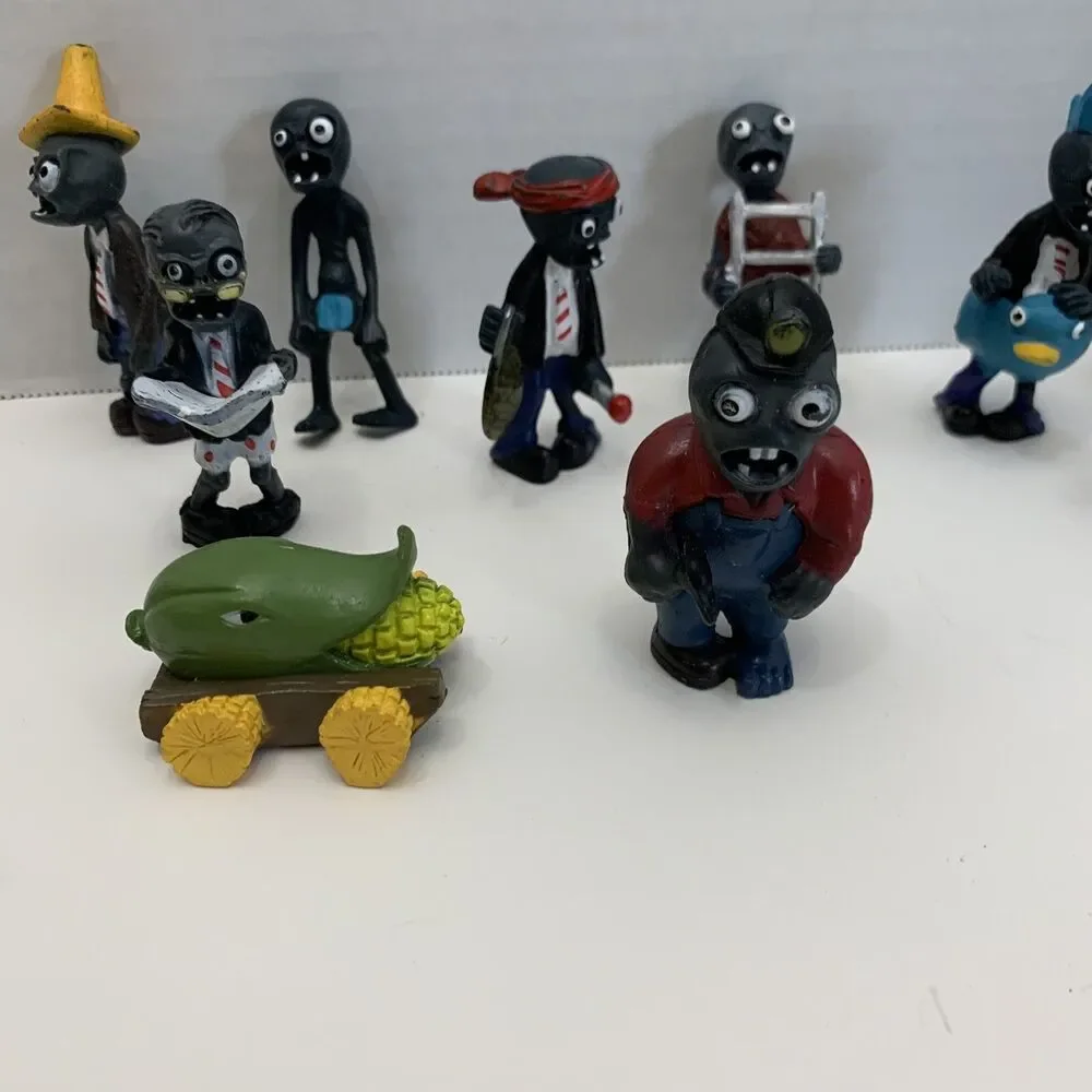 Lot Of 10 Flower Vs Zombies PVC Figurine Cake Toppers